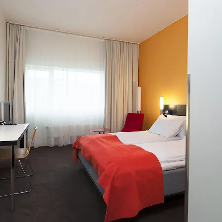 Otel Thon Oslo Airport 4*