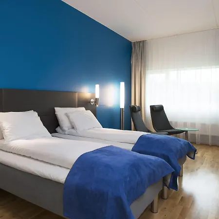 Thon Oslo Airport Otel 4*