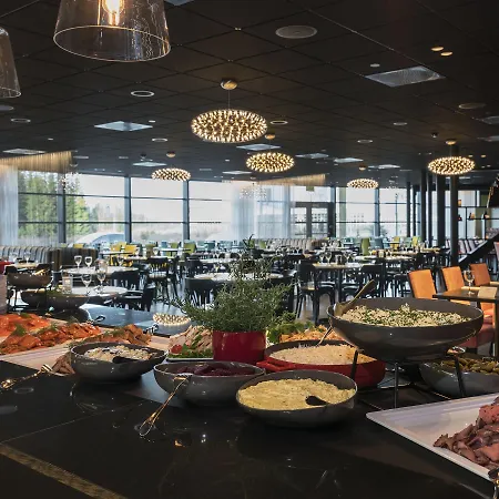 מלון Thon Oslo Airport 4*