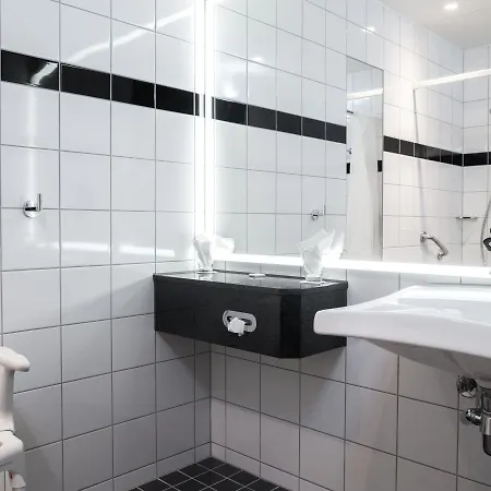 Otel Thon Oslo Airport 4*
