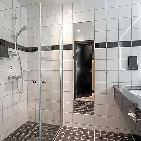 Otel Thon Oslo Airport Garder