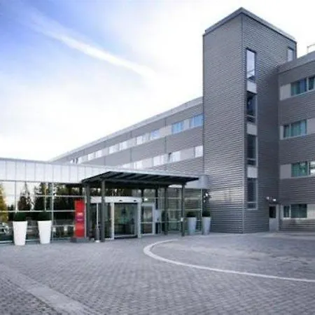 Thon Oslo Airport 4*