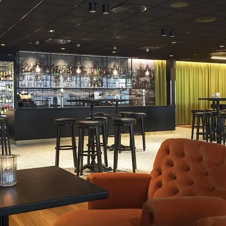 Thon Oslo Airport Szálloda 4*