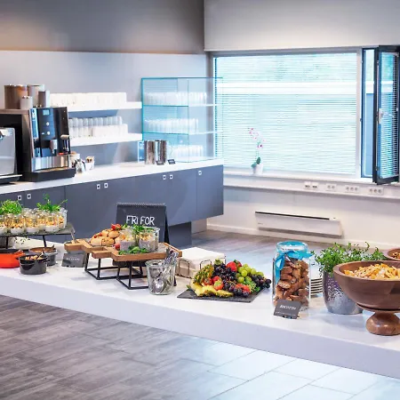 Thon Oslo Airport Szálloda 4*
