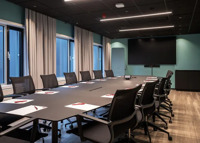 Thon Oslo Airport Hotel 4*