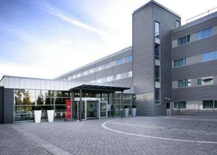 Thon Oslo Airport 4*